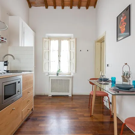 Apartman Your Location In Town *